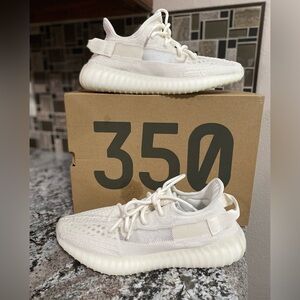 **NWT** Yeezy Boost 350 V2 Men’s